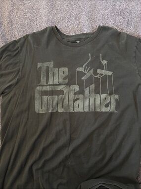 GAP Men’s Black Graphic ‘The Godfather’ Crew Tee